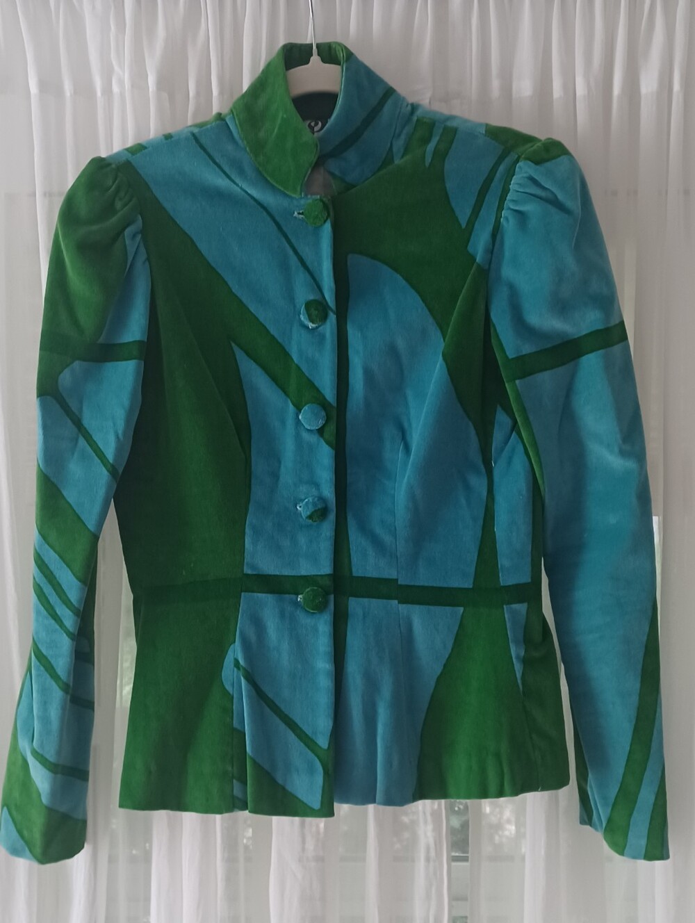 Vintage Velvet Green & Teal Patterned Women’s Blazer & SKIRT!